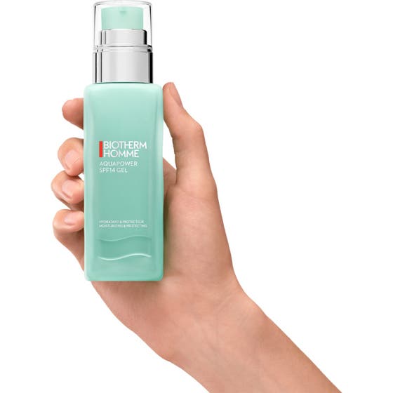 Biotherm Homme Aquapower Advanced 75 ml fuktighetsgivende ansiktskrem viser en lett og lysegrønn gelekonsistens