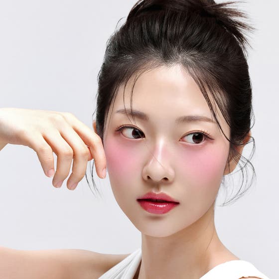 Moist Ampoule Blusher