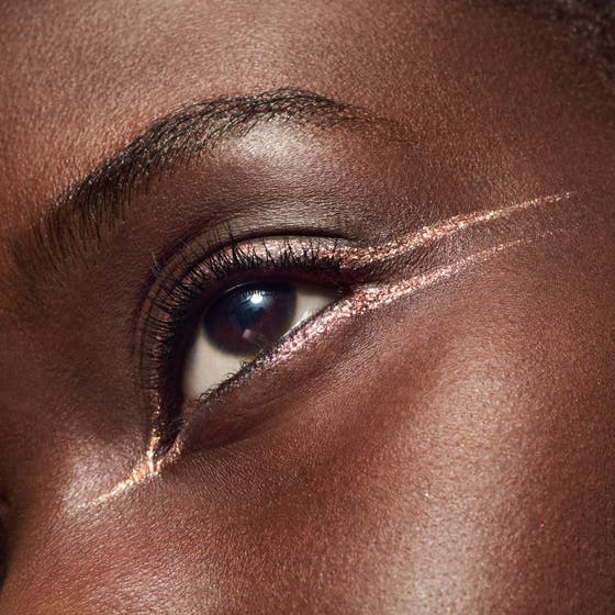 Dazzleshadow Liquid Eye Shadow