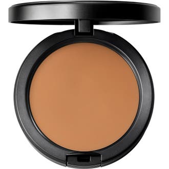 Studio Fix Powder Plus Foundation