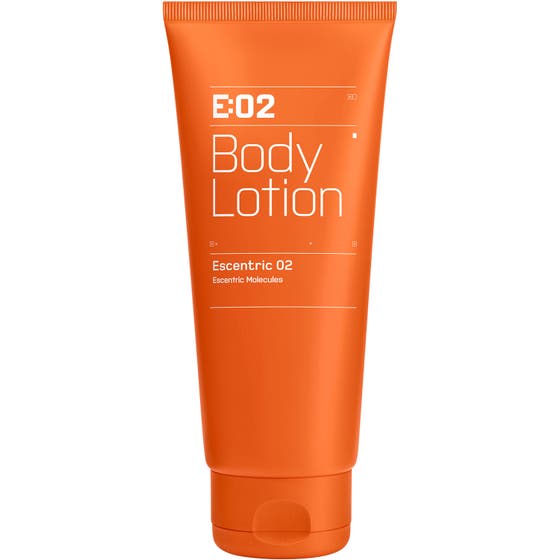 Escentric 02