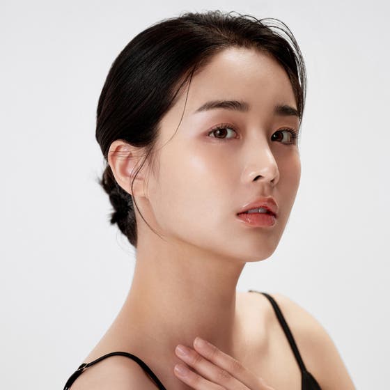 Moist Ampoule Blusher