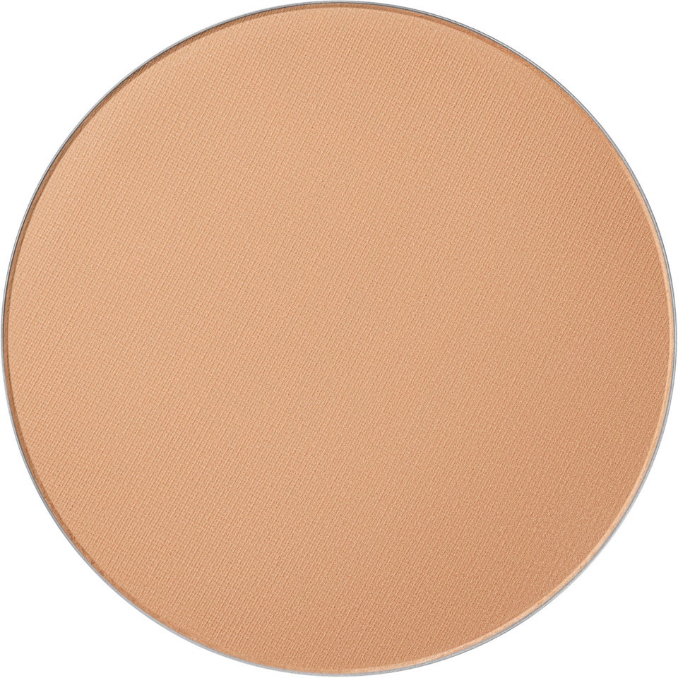 Studio Fix Powder Plus Foundation NW18 Refill 12 g