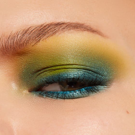 Connect In Colour Eye Shadow Palette