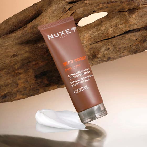 Nuxe Men Soothing Replenishing Aftershave Balm 75 ml beroligende aftershave med en fyldig og hvit kremet tekstur