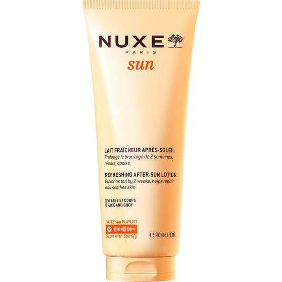 Nuxe Sun Refreshing After-Sun Lotion 200 ml beroligende fuktighetskrem i ferskenfarget tube.