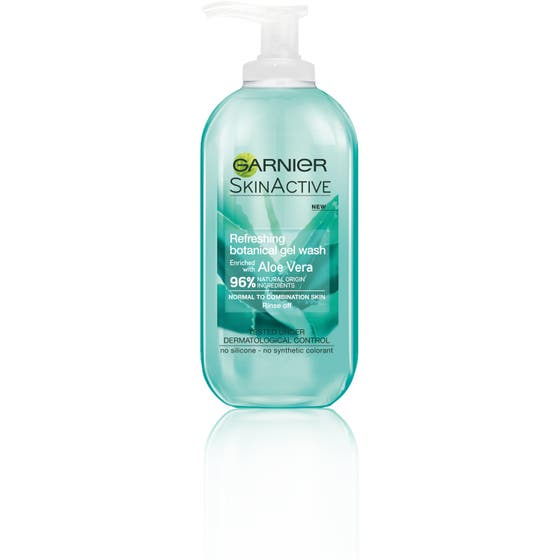 SkinActive Botanical Aloe Vera