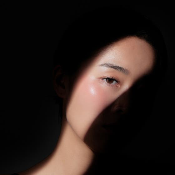 Moist Ampoule Blusher