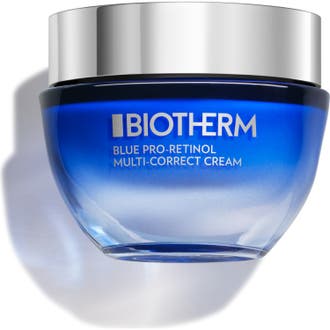 Biotherm Blue Pro-Retinol Multi-Correct Cream ansiktskrem som gir fornyet hud i en dyp blå glasskrukke med sølvlokk.