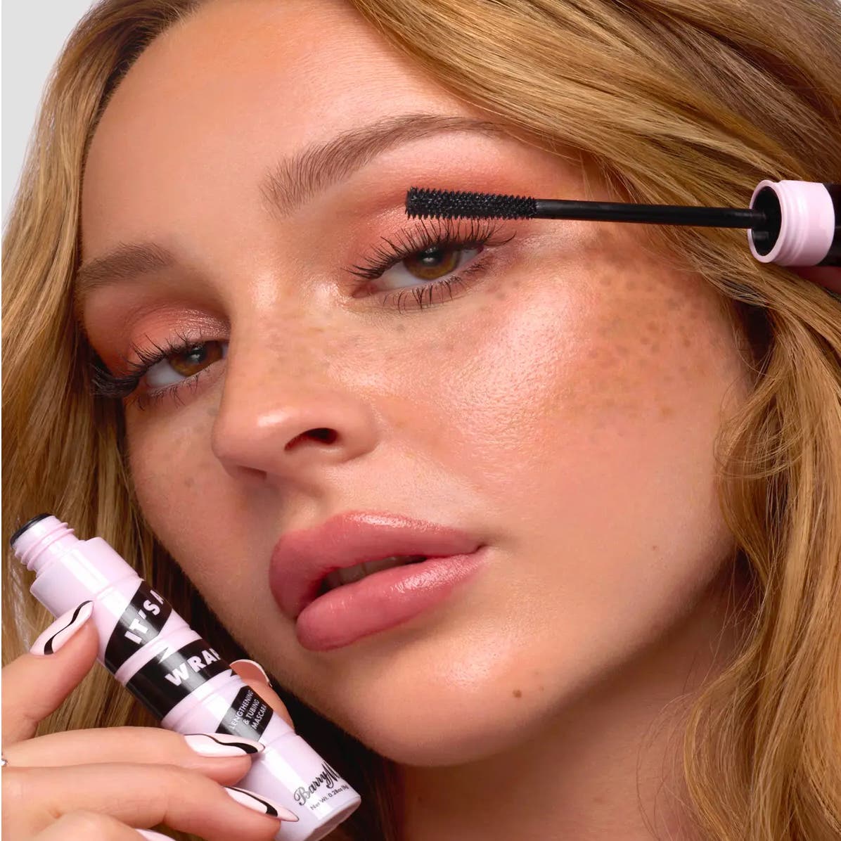 TUBING MASCARA: ALLT DU BEHÖVER VETA + BÄST I TEST JUST NU 