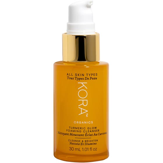 Turmeric Glow Foaming Cleanser