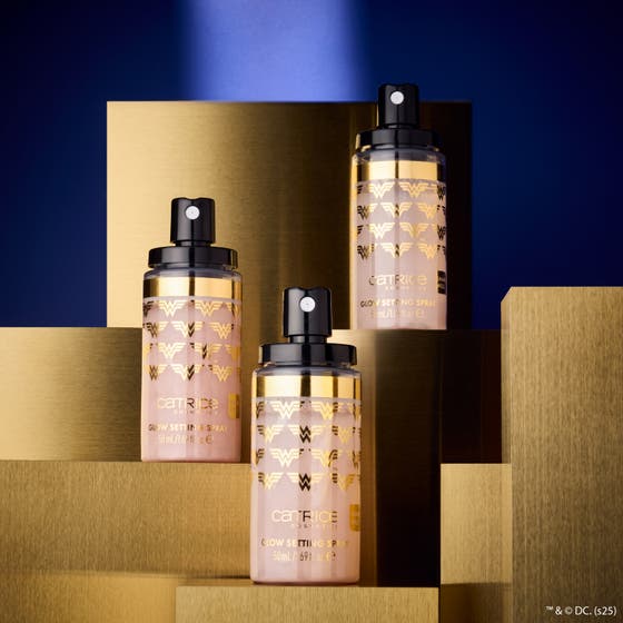 Wonder Woman Glow Setting Spray