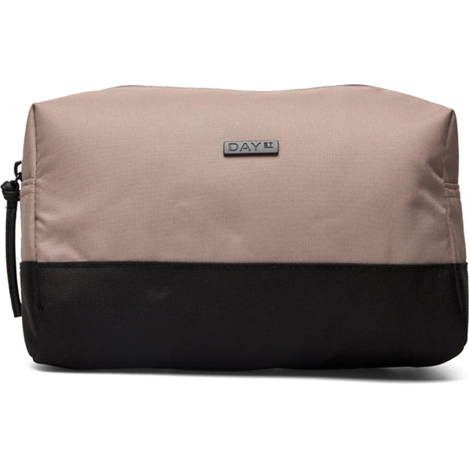 DAY ET RE-GW Block Beauty Black | NordicFeel