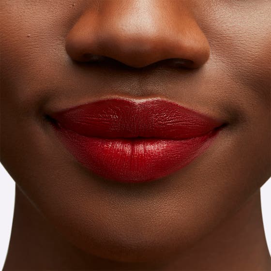 Love Me Lipstick