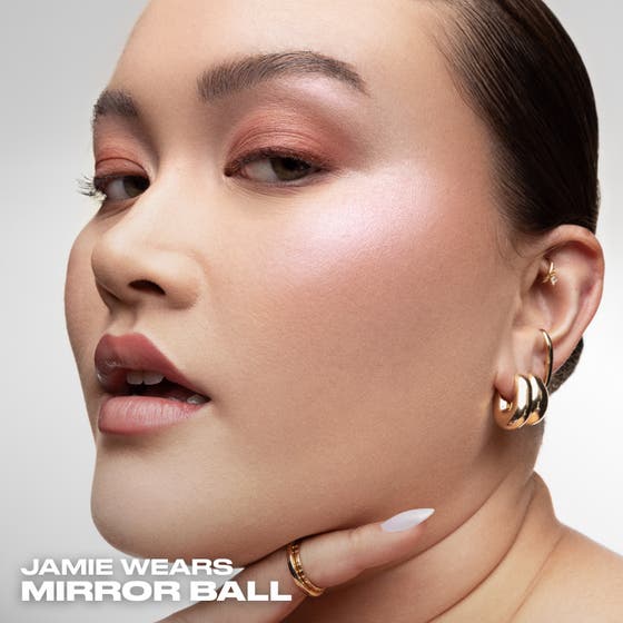 Face Bond Waterproof Liquid Luminizer All Day Glow