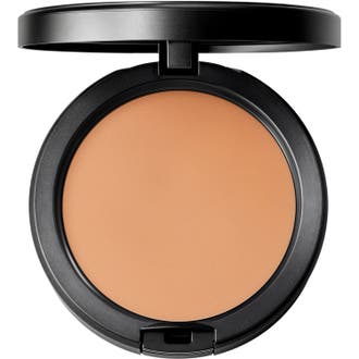 Studio Fix Powder Plus Foundation