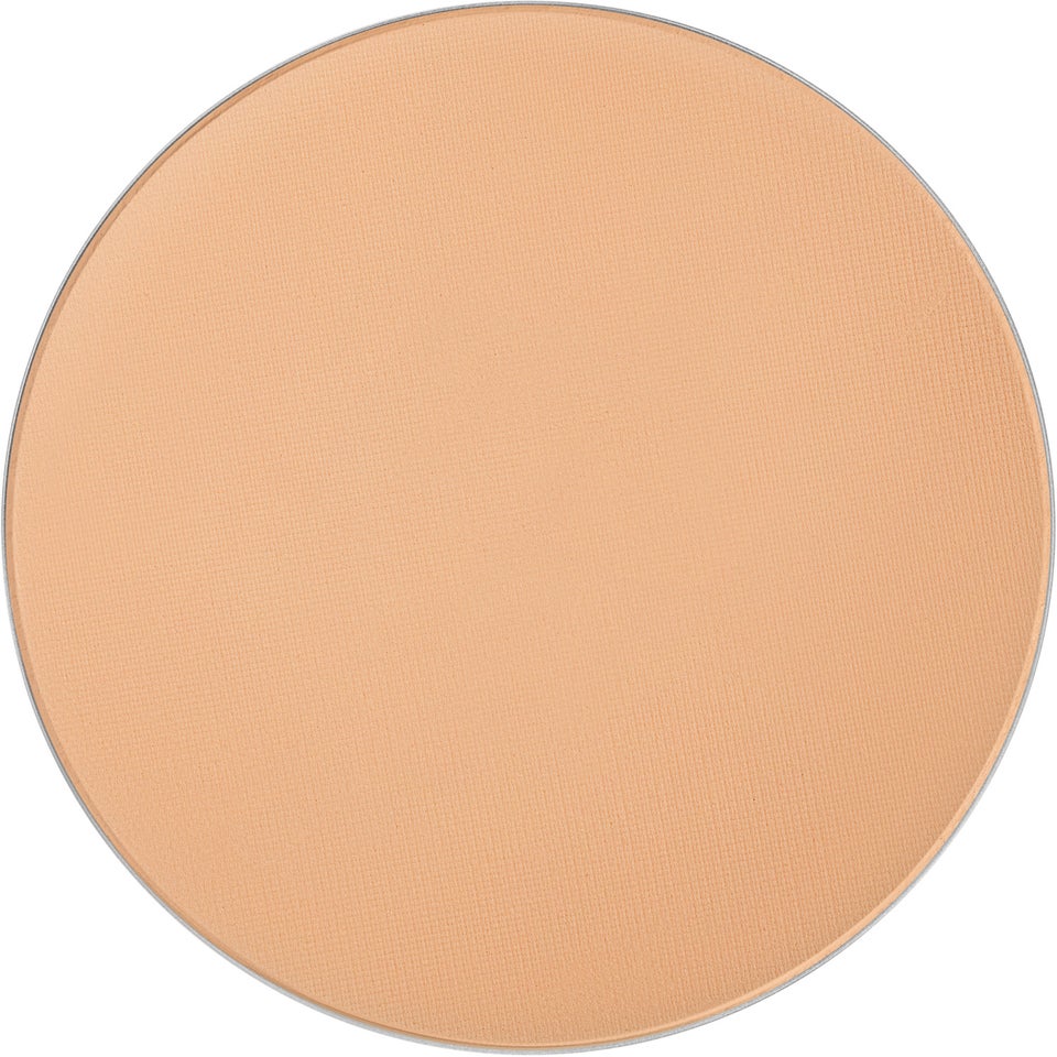 Studio Fix Powder Plus Foundation NW18 Refill 12 g