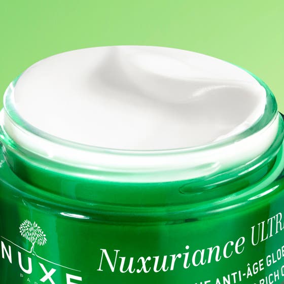 Nuxe Nuxuriance Ultra Rich Day Cream 50 ml anti-aging ansiktskrem gir pleie i grønn eske med vegansk formel