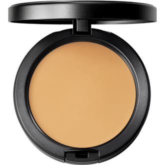Studio Fix Powder Plus Foundation