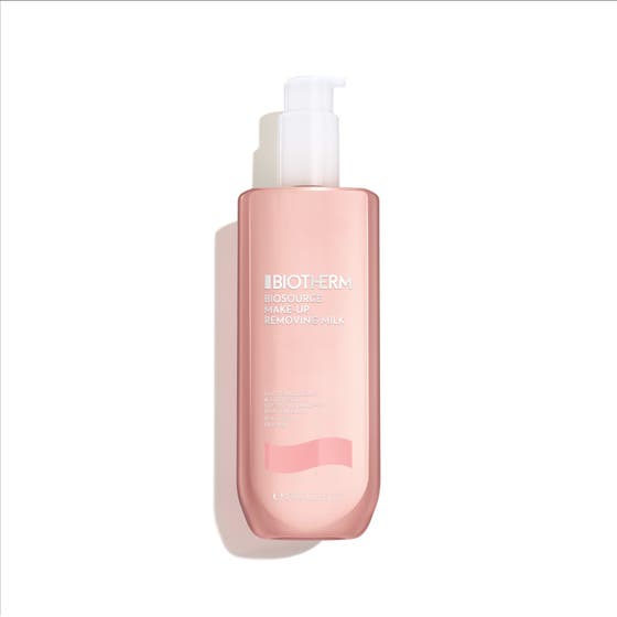 Biotherm Biosource 400 ml blødgørende rensemælk til tør hud i en lyserød flaske med hvid pumpe