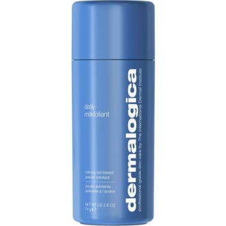 Dermalogica Daily Milkfoliant 74 g beroligende havregasert pulvereksfoliant i en matt blå sylindrisk flaske