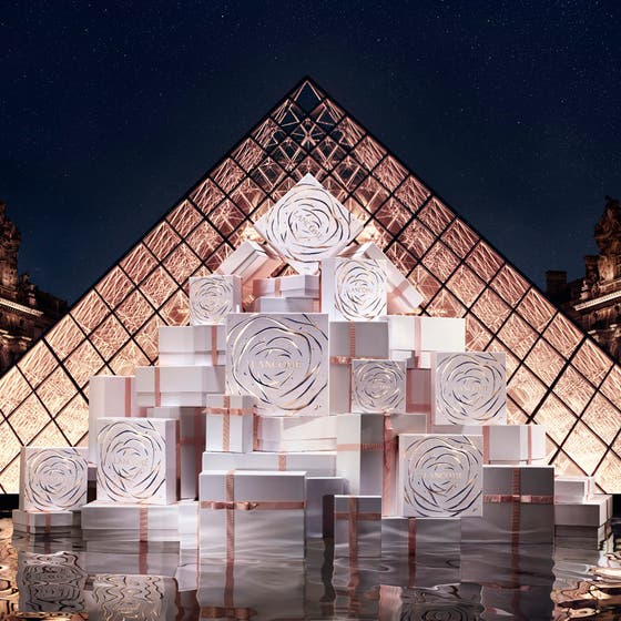 La Vie Est Belle Set