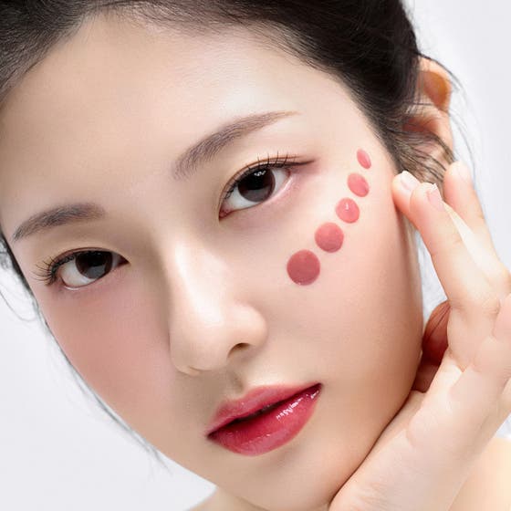 Moist Ampoule Blusher