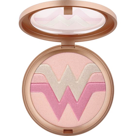 Wonder Woman Multiglow Magic Highlighter