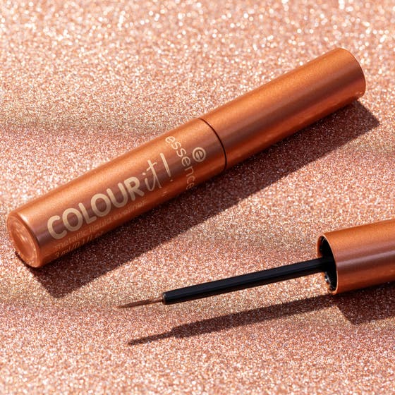 Colour it! Metallic Liquid Liner