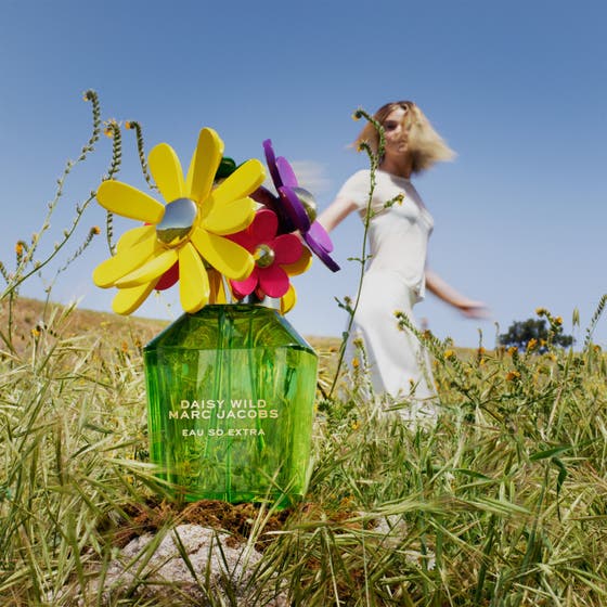 Daisy Wild Eau so Extra