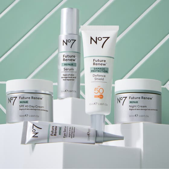 Future Renew Defence Shield SPF50