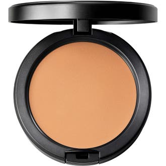 Studio Fix Powder Plus Foundation
