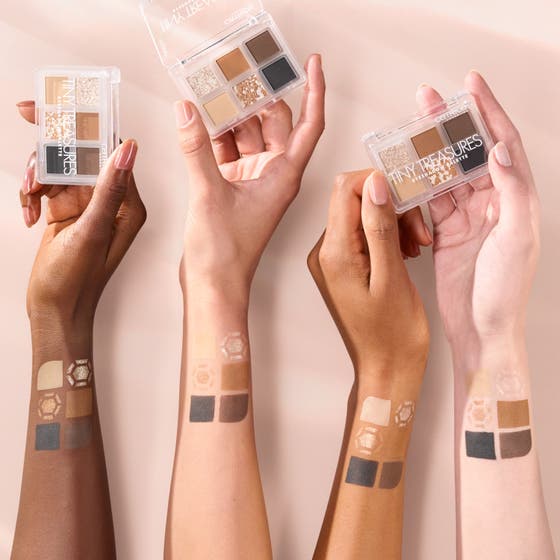 Tiny Treasures Eyeshadow Palette