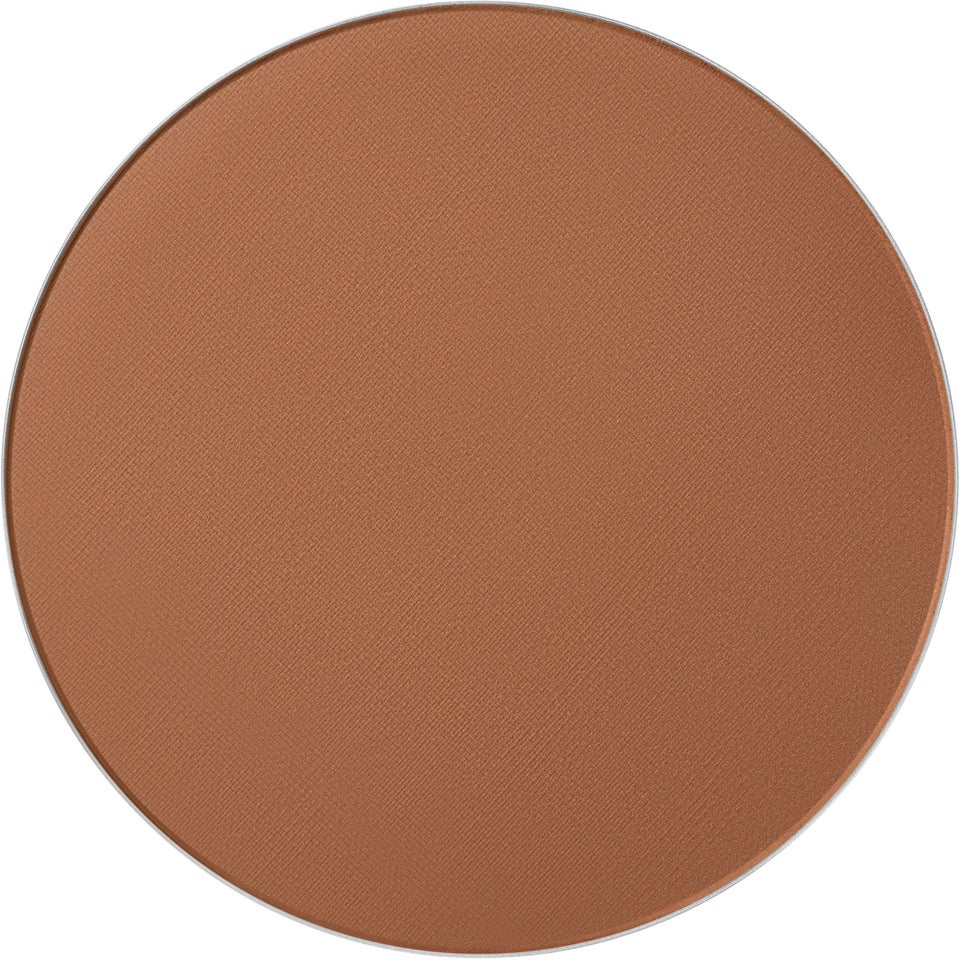 Studio Fix Powder Plus Foundation NW18 Refill 12 g