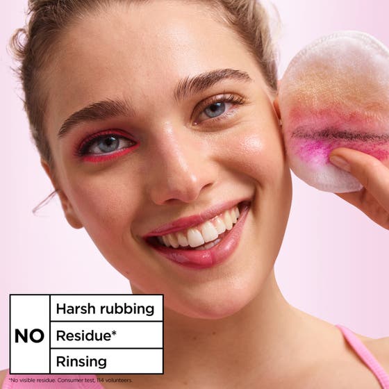 Garnier Micellar Cleansing Water 700 ml ansiktsrens viser tekstur med rensende miceller og beroligende glyserin