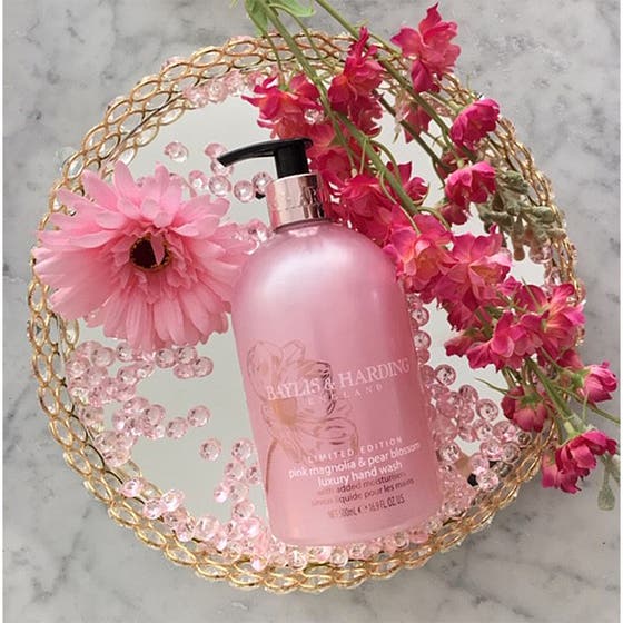 Signature Pink Magnolia & Pear Bloss Hand Wash