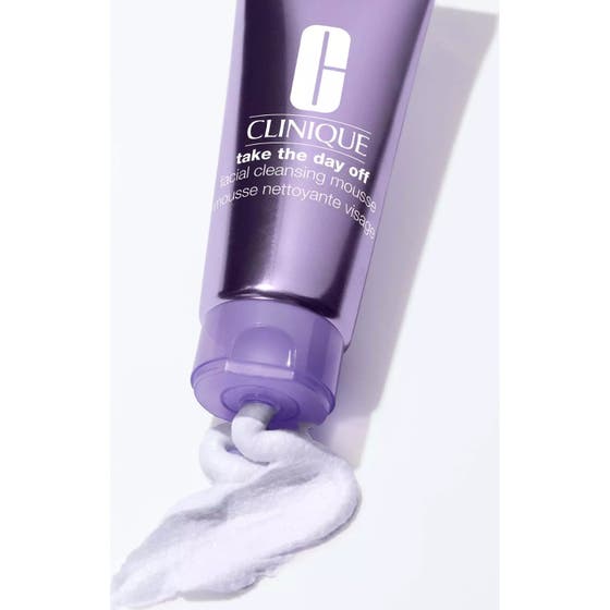 Take The Day Off Facial Cleansing Mousse