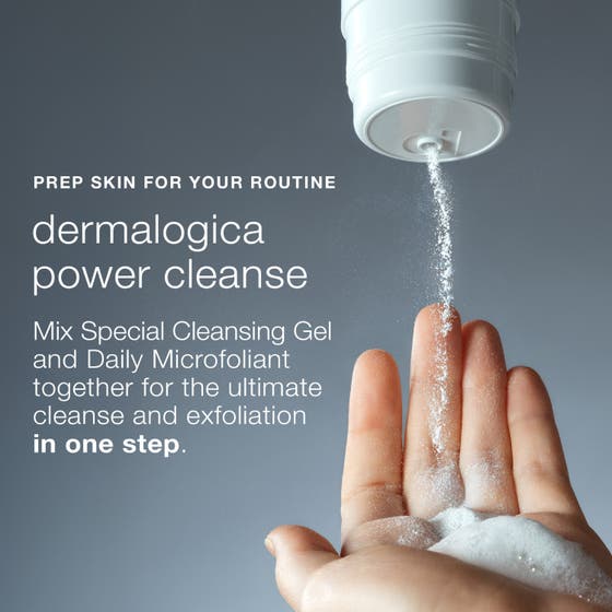 Dermalogica Special Cleansing Gel 250 ml puhdistusgeeli on koostumukseltaan kirkas ja ilmavan kupliva.