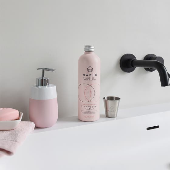 Fluorskölj Strawberry&Mint