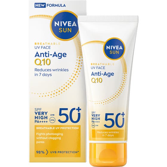 Nivea Sun Breathable UV Face Anti-Age Q10 50 ml ansiktssolkräm mot rynkor i vit tub och ask med gula detaljer.