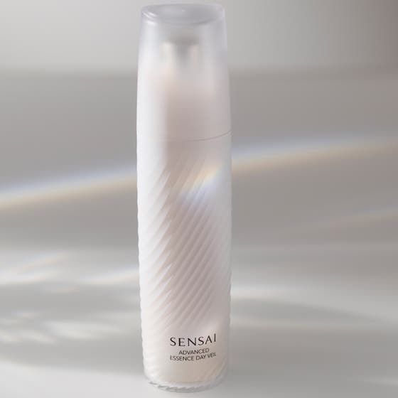 Advanced Essence Day Veil