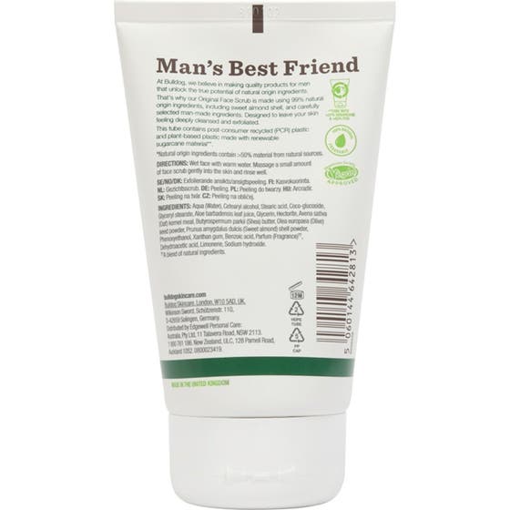 Scrub & Soothe - Exfolierande och Lugnande Rutin för Män med Grov Hudstruktur