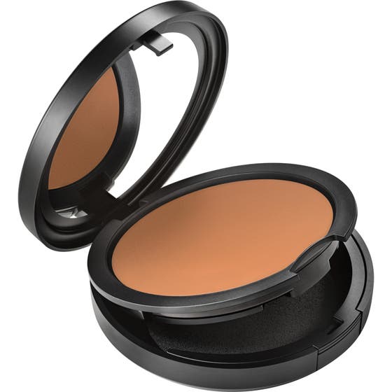 Studio Fix Powder Plus Foundation