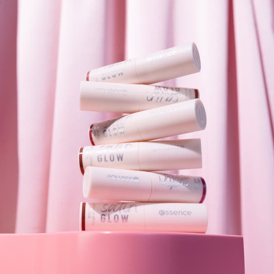 Satin Glow Luminous Shine Lipstick