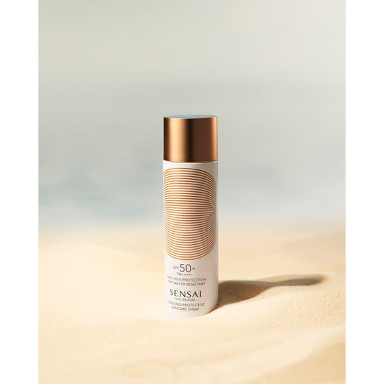 Silky Bronze Cooling Protective Suncare Spray SPF50