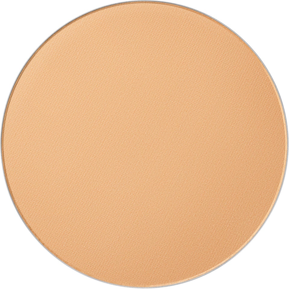 Studio Fix Powder Plus Foundation NW18 Refill 12 g