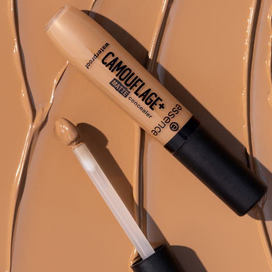 Camouflage + Matte Concealer
