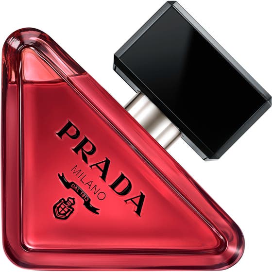 Prada Paradoxe Radical Essence Eau de Parfum 50 ml trekantet rød glassflaske med svart kork