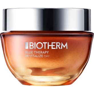 Biotherm Blue Therapy Revitalize Day 50ml revitaliserende dagkrem i ravfarget glasskrukke med sølvlokk som gir huden glød.