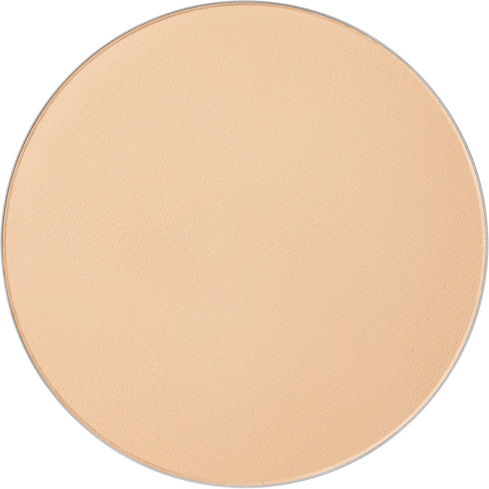 Studio Fix Powder Plus Foundation NW18 Refill 12 g
